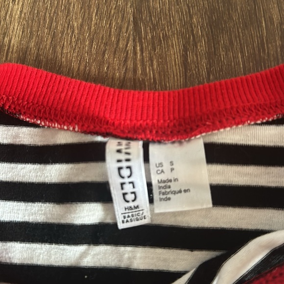 H&M striped baseball tee small - Picture 4 of 4